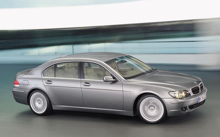 New bmw 7 seriea luxury cars !